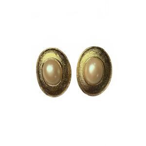 Vintage Paolo Gucci Gold Tone Oval Clip-On Earrings with Pearl Center